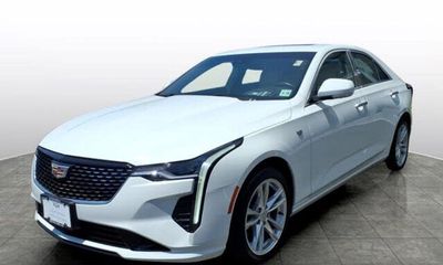 2024 Cadillac CT4 Luxury