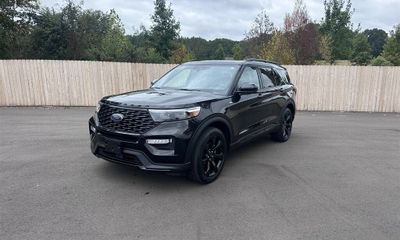 2022 Ford Explorer ST Line