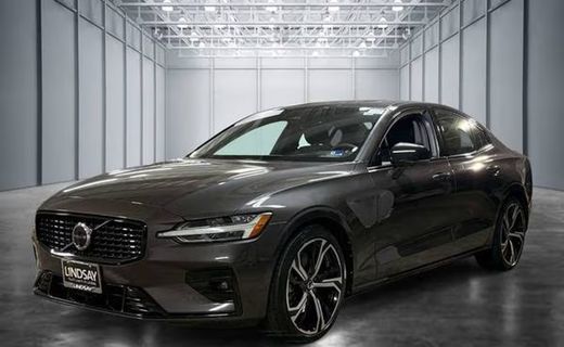 2024 Volvo S60 Ultimate Dark