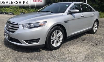 2015 Ford Taurus SEL