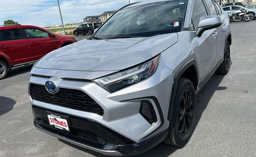 2022 Toyota RAV4 SE