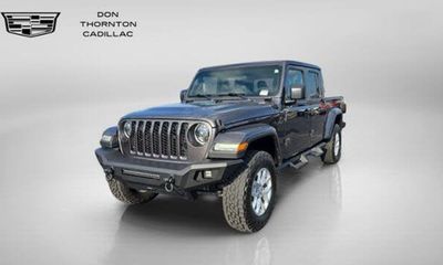 2023 Jeep Gladiator Sport