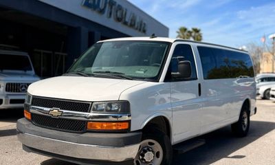 2019 Chevrolet Express LT EXT