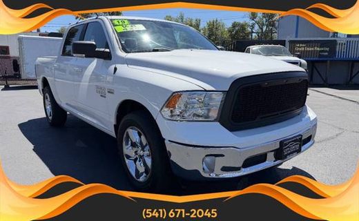 2019 Ram 1500 SLT