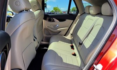 2019 Mercedes-Benz GLC-Class GLC300
