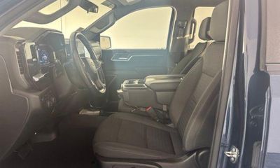 2022 Chevrolet Silverado LT L