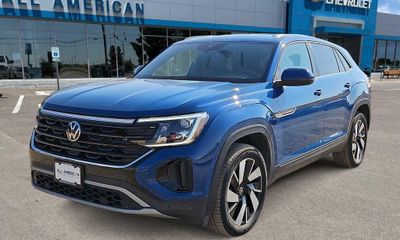 2025 Volkswagen Atlas Cross Sport SE