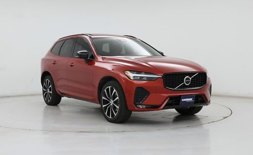 2023 Volvo XC60 Plus Dark