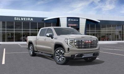 2025 GMC Sierra Denali