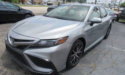 2021 Toyota Camry SE