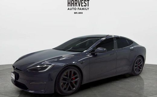 2023 Tesla Model S Plaid