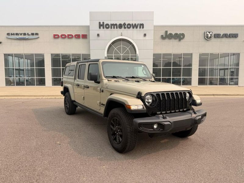 2022 Jeep Gladiator — a typically priced live listing