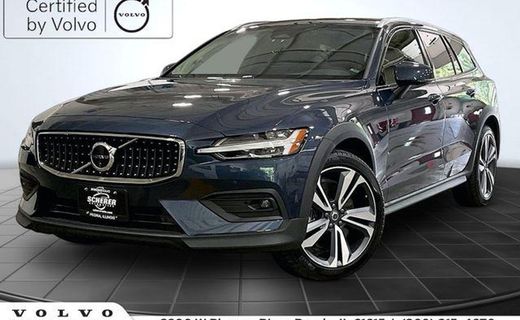 2024 Volvo V60CC Plus