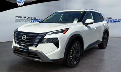 2025 Nissan Rogue SL
