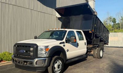 2015 Ford F-450 Base