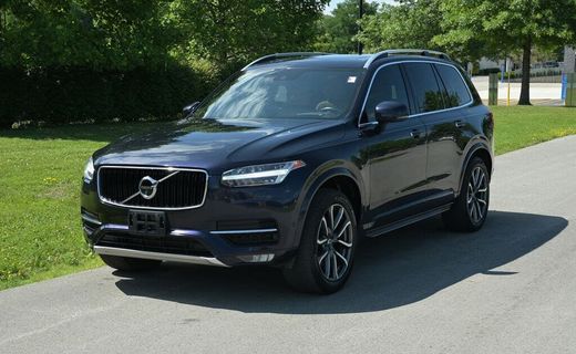 2017 Volvo XC90 Momentum