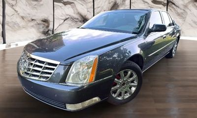 2009 Cadillac DTS Base