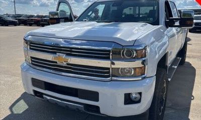 2015 Chevrolet Silverado High Country