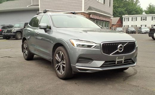 2020 Volvo XC60 Momentum