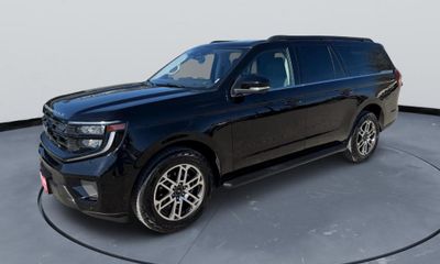 2025 Ford Expedition MAX Active