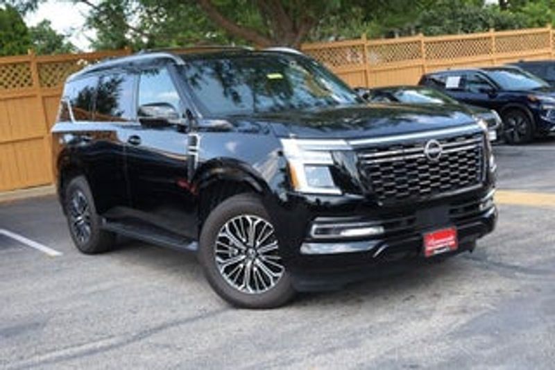 2025 Nissan Armada — a typically priced live listing