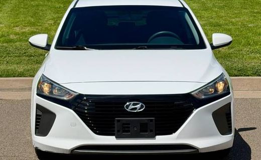2017 Hyundai Ioniq HEV Blue