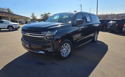 2023 Chevrolet Suburban LT