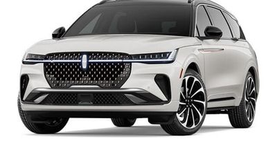 2026 Lincoln Nautilus BLK Label