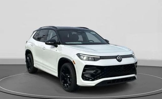 2026 Volkswagen Tiguan 4MOTION SE Black