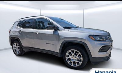 2022 Jeep Compass Latitude LUX Altitude