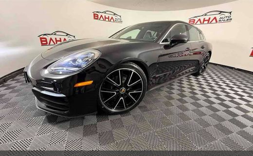 2022 Porsche Panamera 4