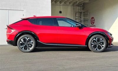 2023 Kia EV6 Light Wind