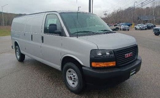 2026 GMC Savana LS