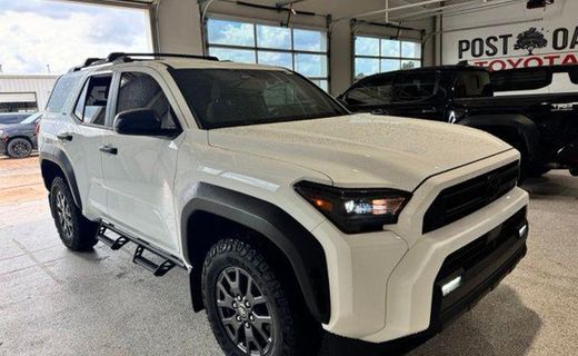 2026 Toyota 4RUNNER SR5