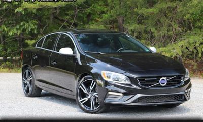 2017 Volvo S60 Platinum R Design
