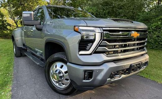 2024 Chevrolet Silverado HD High Country