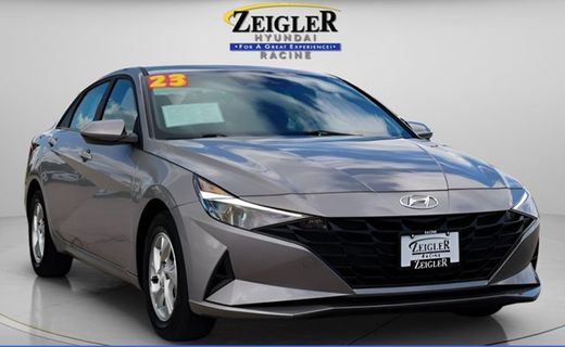 2023 Hyundai Elantra SE