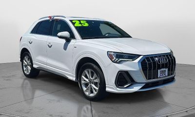 2025 Audi Q3 S Line Quattro