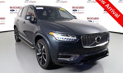 2021 Volvo XC90 Momentum