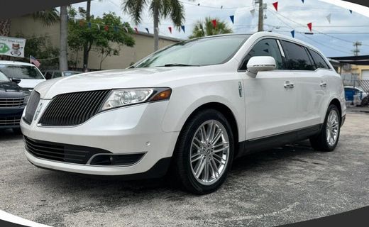 2014 Lincoln MKT