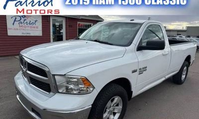 2019 Ram 1500 SLT