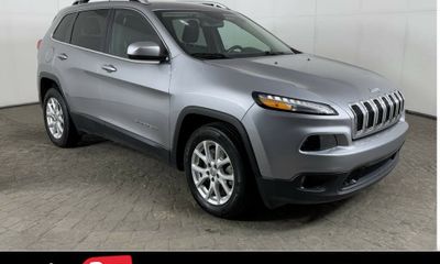 2017 Jeep Cherokee Latitude Longitude North