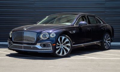 2024 Bentley Flying Spur V8
