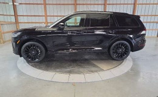 2027 Genesis GV70 Prestige