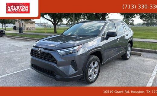 2025 Toyota RAV4 LE