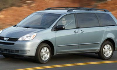2005 Toyota Sienna LE