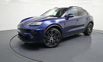 2026 Porsche Macan