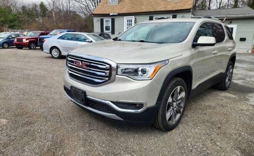 2017 GMC Acadia SLT 2
