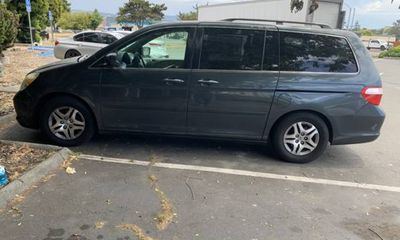 2005 Honda Odyssey With Leather