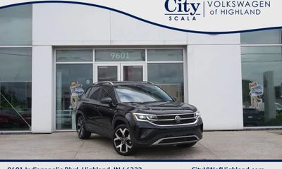 2023 Volkswagen Taos 4Motion SEL